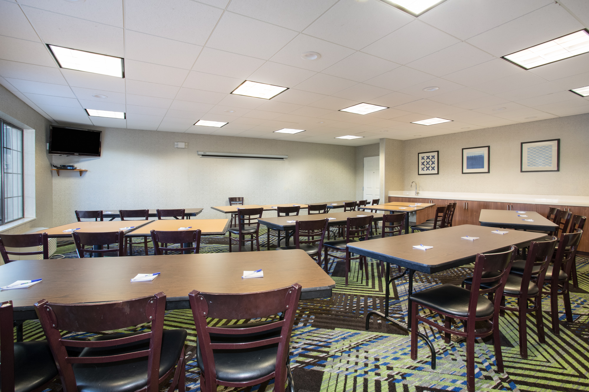 Hotel Photo Gallery – Holiday Inn Express Fort Collins